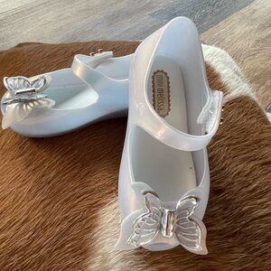 Mini Melissa Kids' White Shoes with Silver Butterfly